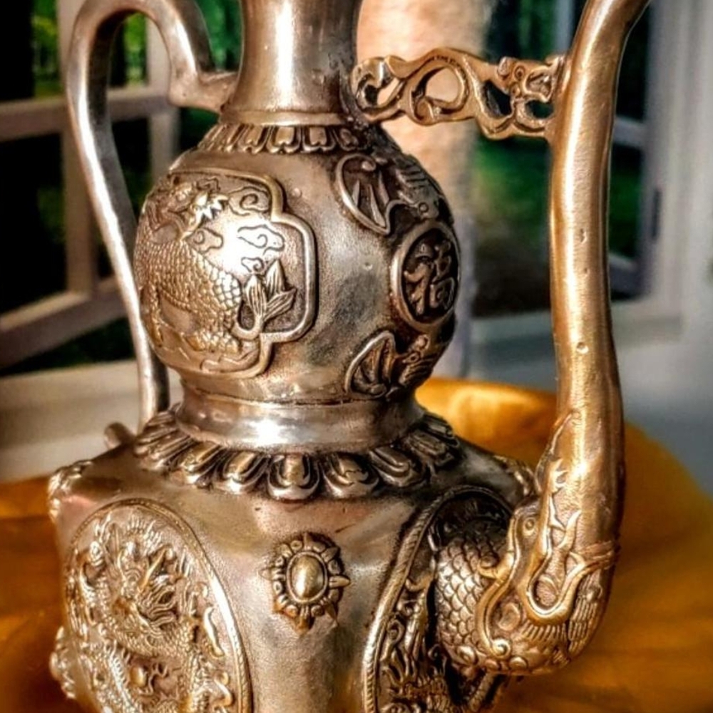 Designed Silver Vase with Dragon Motifs